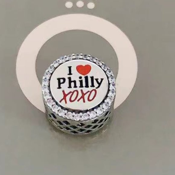Pandora I Love Philly Exclusive Charm - Picture 1 of 3